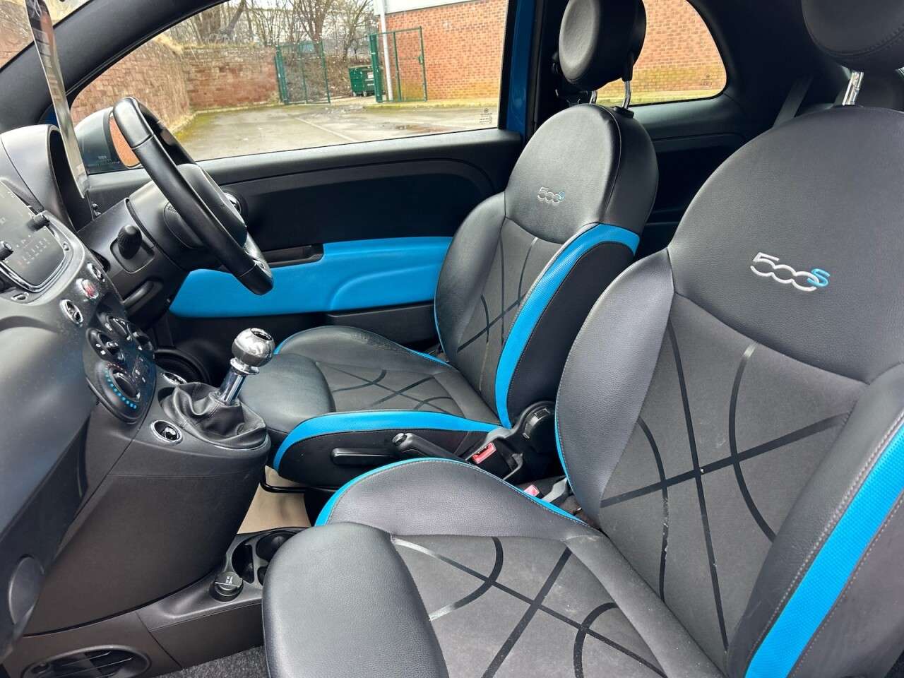 2016 FIAT 500 2016 FIAT 500