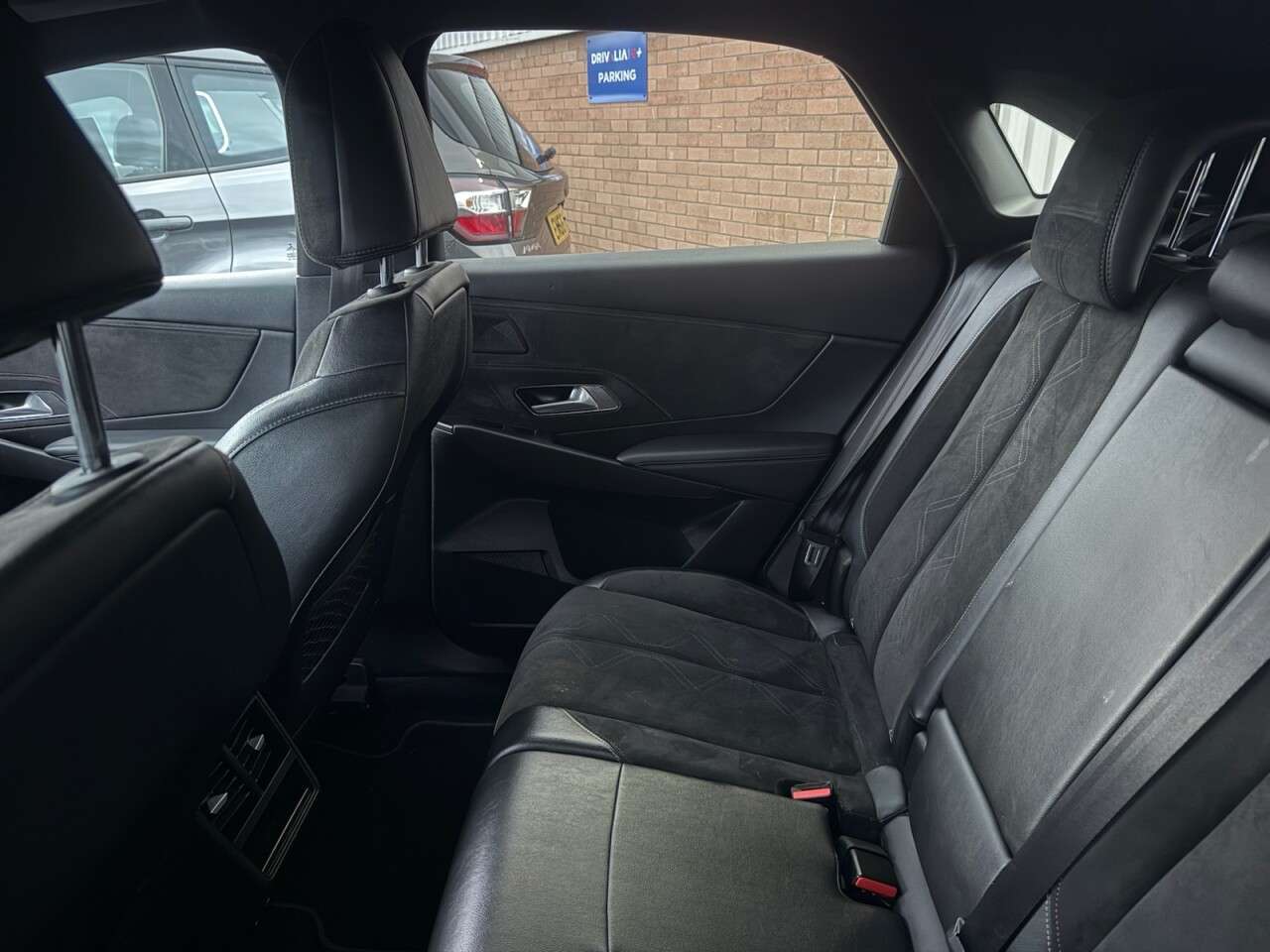 2018 DS AUTOMOBILES DS 7 CROSSBACK 2018 DS AUTOMOBILES DS 7 CROSSBACK