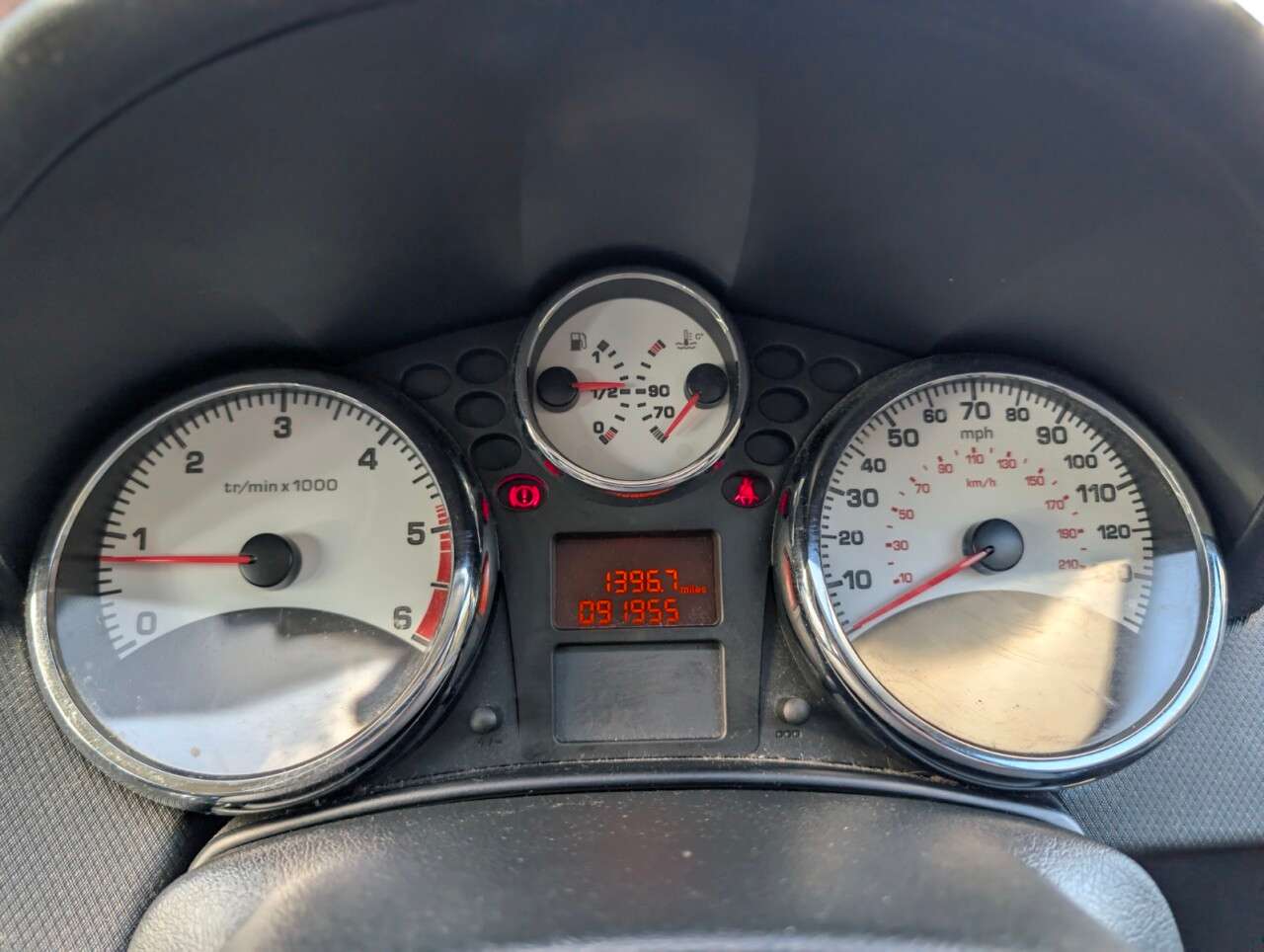 2010 PEUGEOT 207 2010 PEUGEOT 207