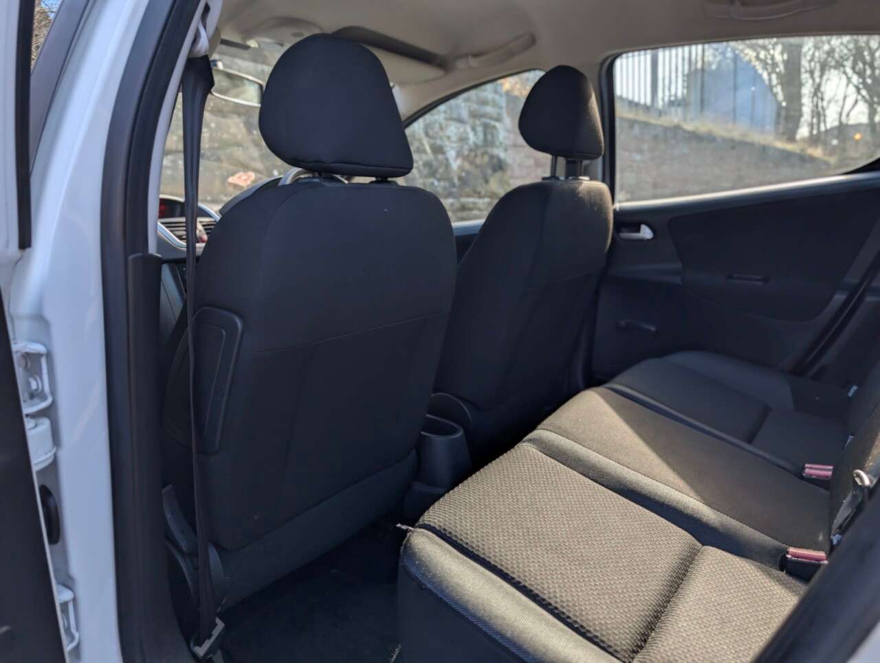 2010 PEUGEOT 207 2010 PEUGEOT 207