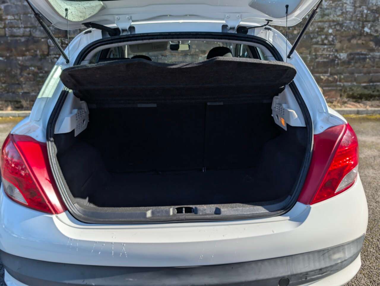 2010 PEUGEOT 207 2010 PEUGEOT 207