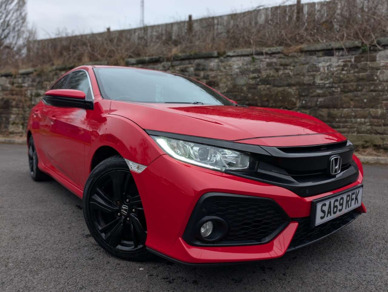 A 2020 HONDA CIVIC 1.0 VTEC Turbo SR Hatchback 5dr Petrol Manual Euro 6 (s/s) (126 ps) A 2020 HONDA CIVIC 1.0 VTEC Turbo SR Hatchback 5dr Petrol Manual Euro 6 (s/s) (126 ps)