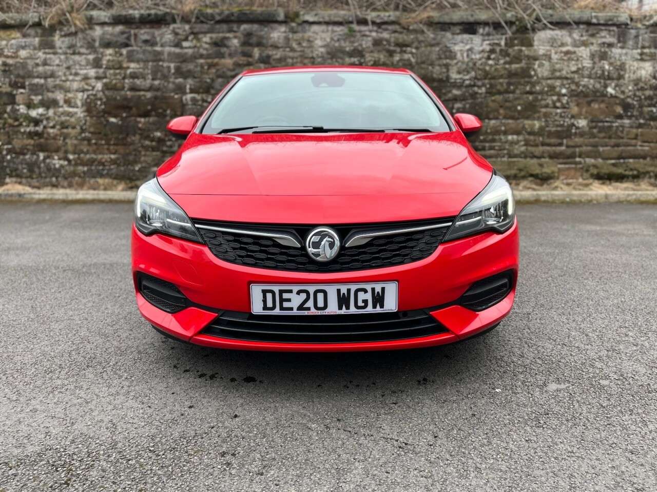 A 2020 VAUXHALL ASTRA 1.2 Turbo SRi Nav Hatchback 5dr Petrol Manual Euro 6 (s/s) (145 ps) A 2020 VAUXHALL ASTRA 1.2 Turbo SRi Nav Hatchback 5dr Petrol Manual Euro 6 (s/s) (145 ps)