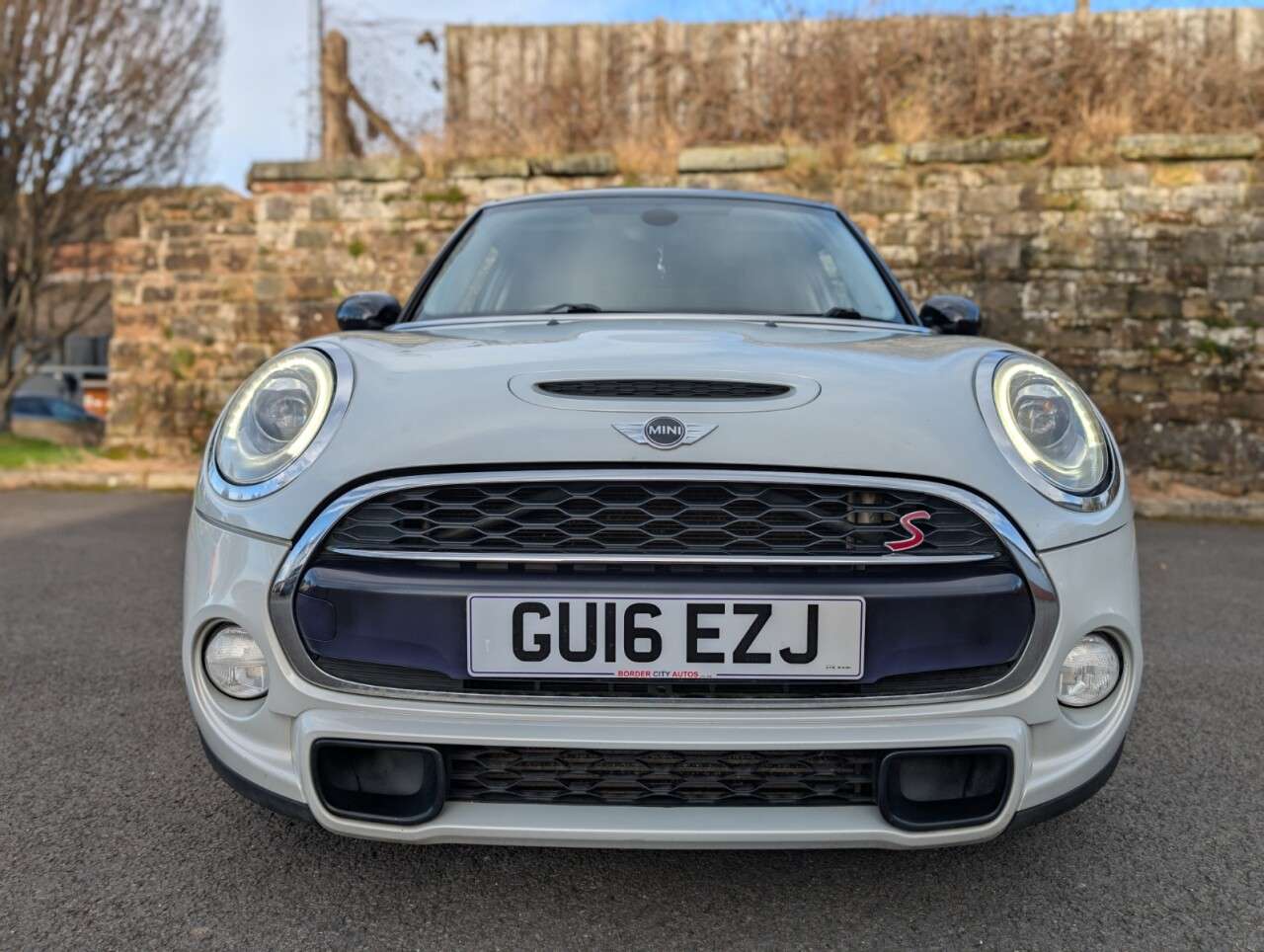 A 2016 MINI HATCH 2.0 Cooper SD Hatchback 5dr Diesel Manual Euro 6 (s/s) (170 ps) A 2016 MINI HATCH 2.0 Cooper SD Hatchback 5dr Diesel Manual Euro 6 (s/s) (170 ps)