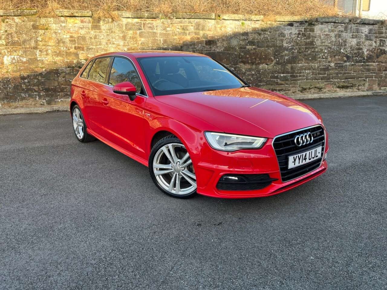 A 2014 AUDI A3 2.0 TDI S line Sportback 5dr Diesel Manual Euro 5 (s/s) (150 ps) A 2014 AUDI A3 2.0 TDI S line Sportback 5dr Diesel Manual Euro 5 (s/s) (150 ps)