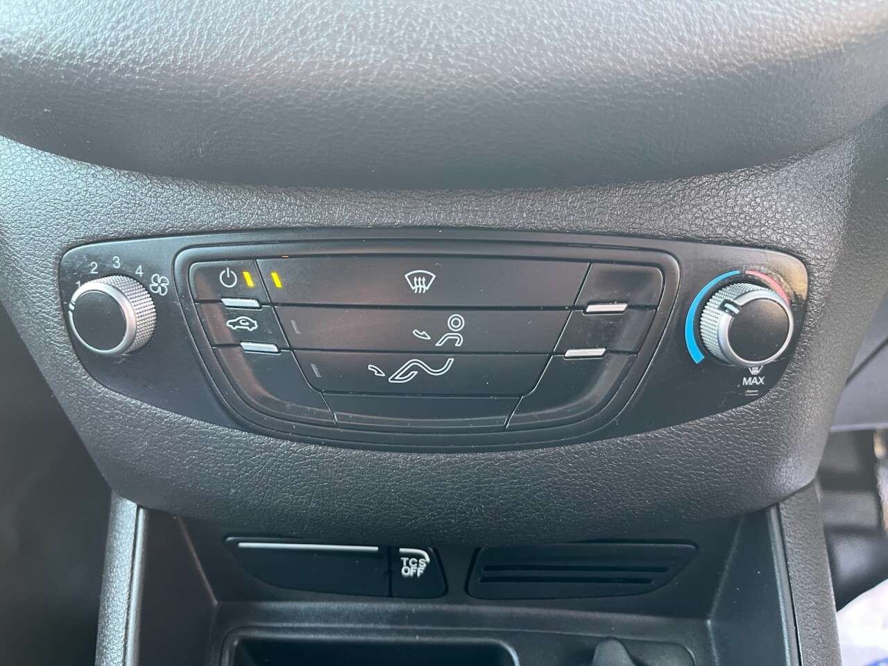 2019 FORD TRANSIT COURIER 2019 FORD TRANSIT COURIER