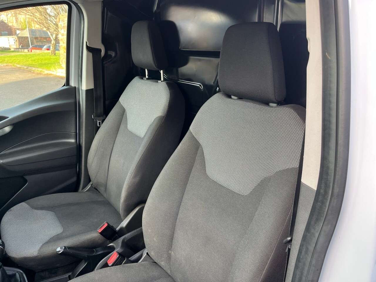 2019 FORD TRANSIT COURIER 2019 FORD TRANSIT COURIER