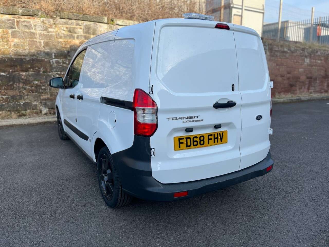 2019 FORD TRANSIT COURIER 2019 FORD TRANSIT COURIER