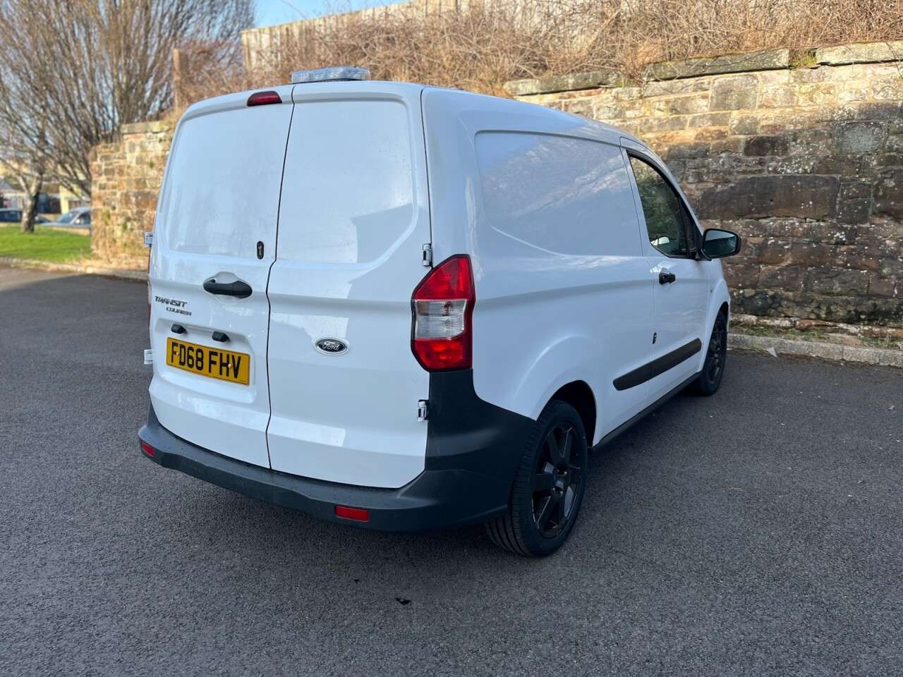 2019 FORD TRANSIT COURIER 2019 FORD TRANSIT COURIER