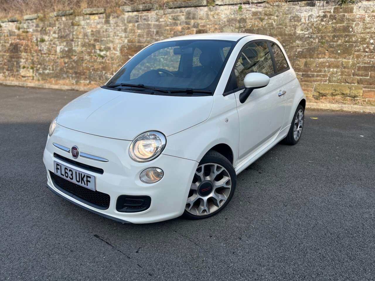 A 2013 FIAT 500 1.2 S Hatchback 3dr Petrol Manual Euro 5 (s/s) (69 bhp) A 2013 FIAT 500 1.2 S Hatchback 3dr Petrol Manual Euro 5 (s/s) (69 bhp)