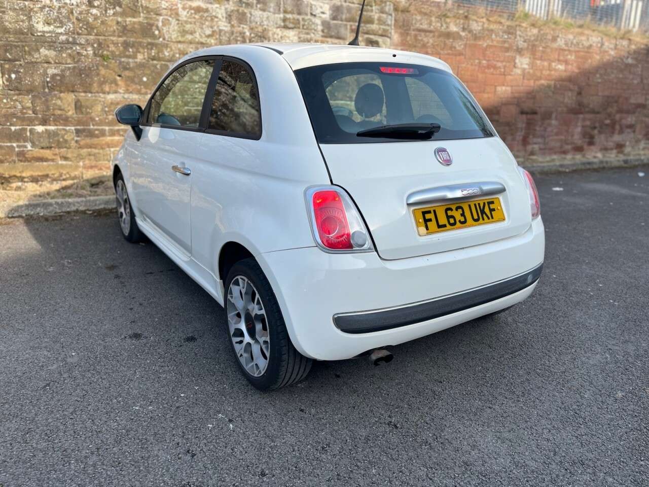 2013 FIAT 500 2013 FIAT 500