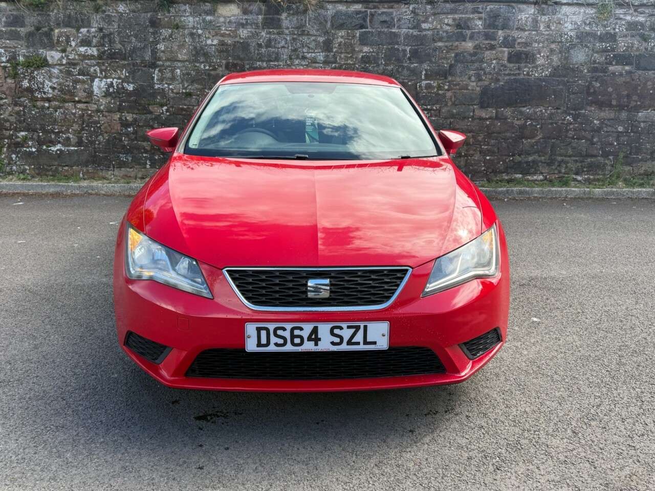 A 2014 SEAT LEON 1.2 TSI S Hatchback 5dr Petrol Manual Euro 6 (s/s) (110 ps) A 2014 SEAT LEON 1.2 TSI S Hatchback 5dr Petrol Manual Euro 6 (s/s) (110 ps)