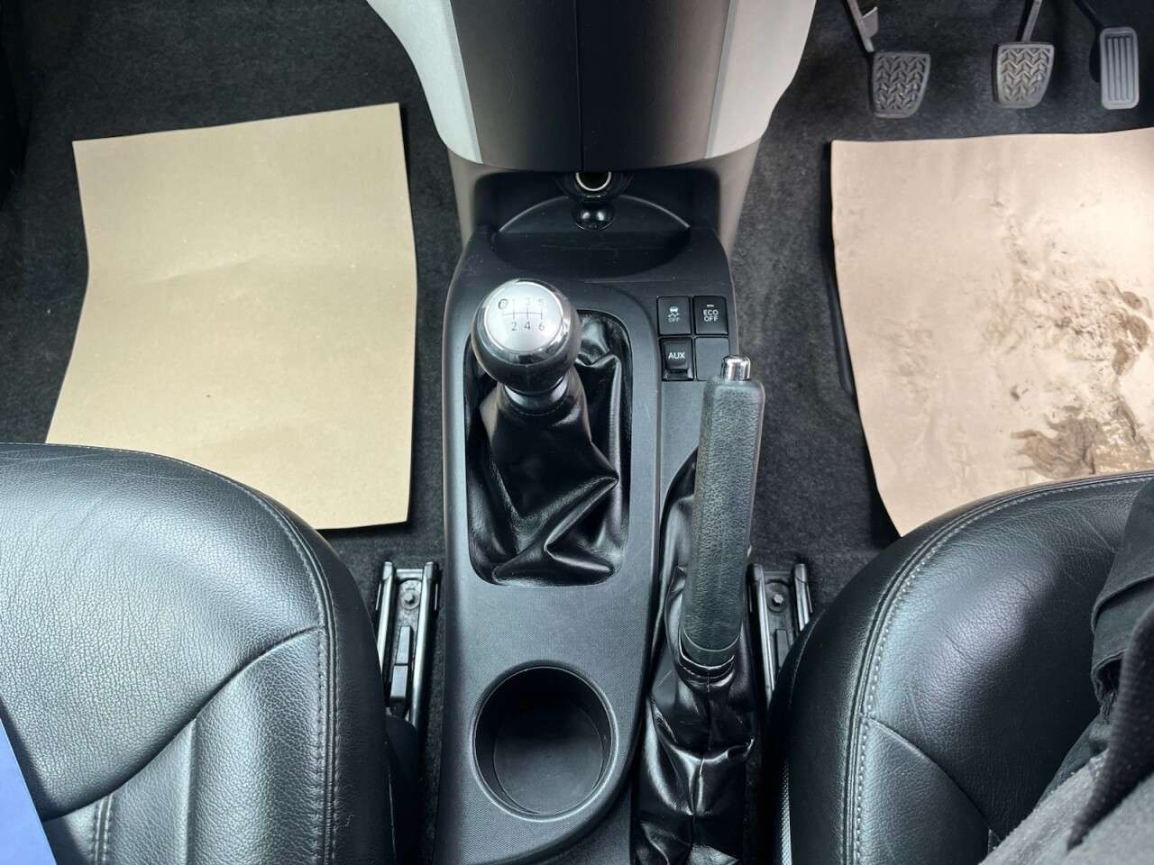 2011 TOYOTA IQ 2011 TOYOTA IQ