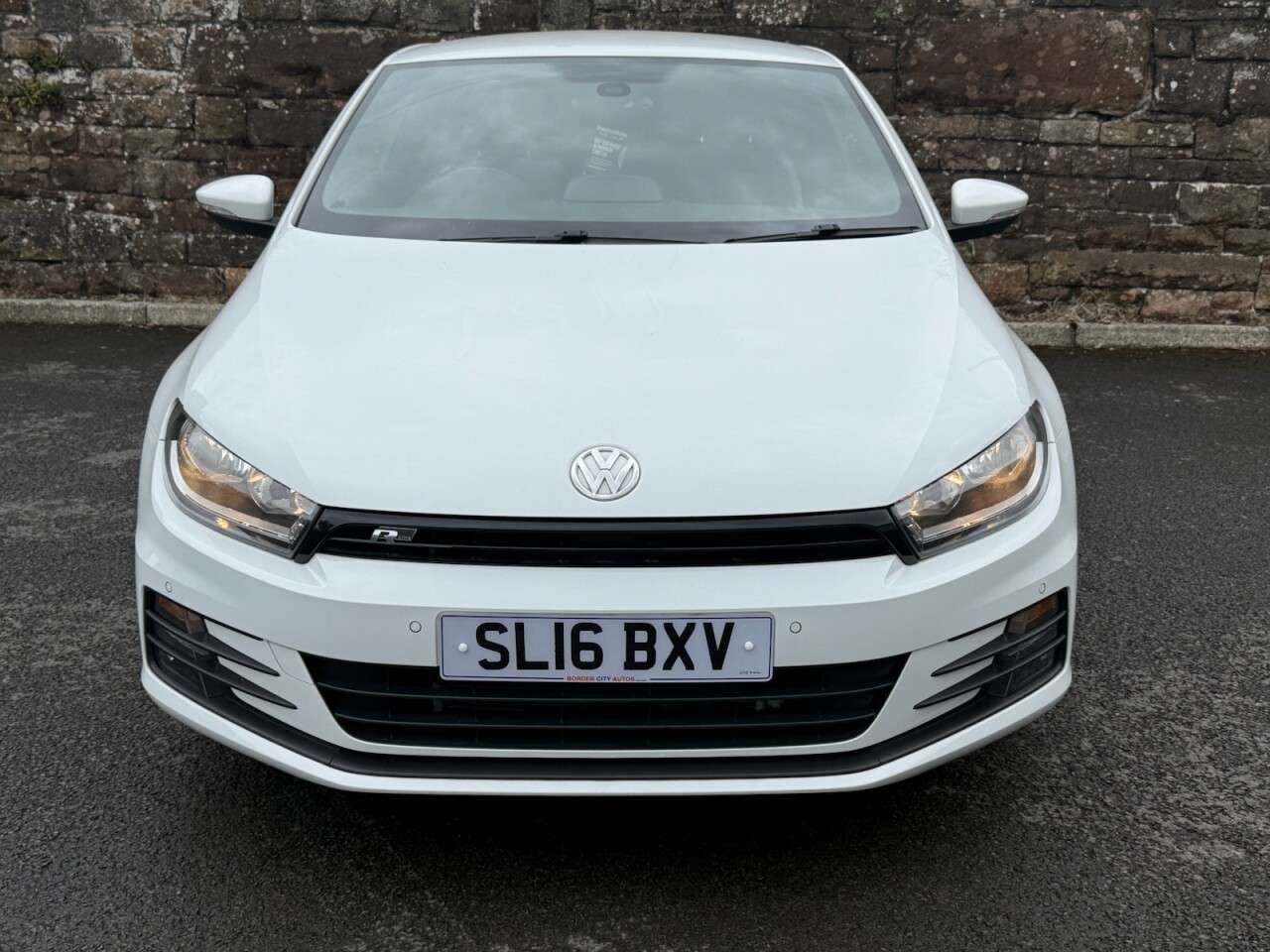 A 2016 VOLKSWAGEN SCIROCCO 2.0 TDI BlueMotion Tech R-Line Hatchback 3dr Diesel Manual Euro 6 (s/s) (15 A 2016 VOLKSWAGEN SCIROCCO 2.0 TDI BlueMotion Tech R-Line Hatchback 3dr Diesel Manual Euro 6 (s/s) (15