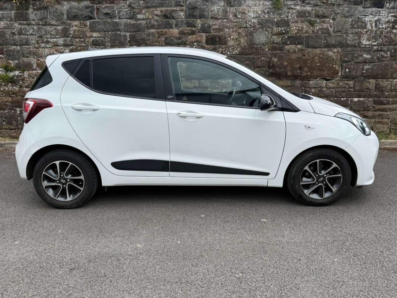 2018 HYUNDAI I10 2018 HYUNDAI I10