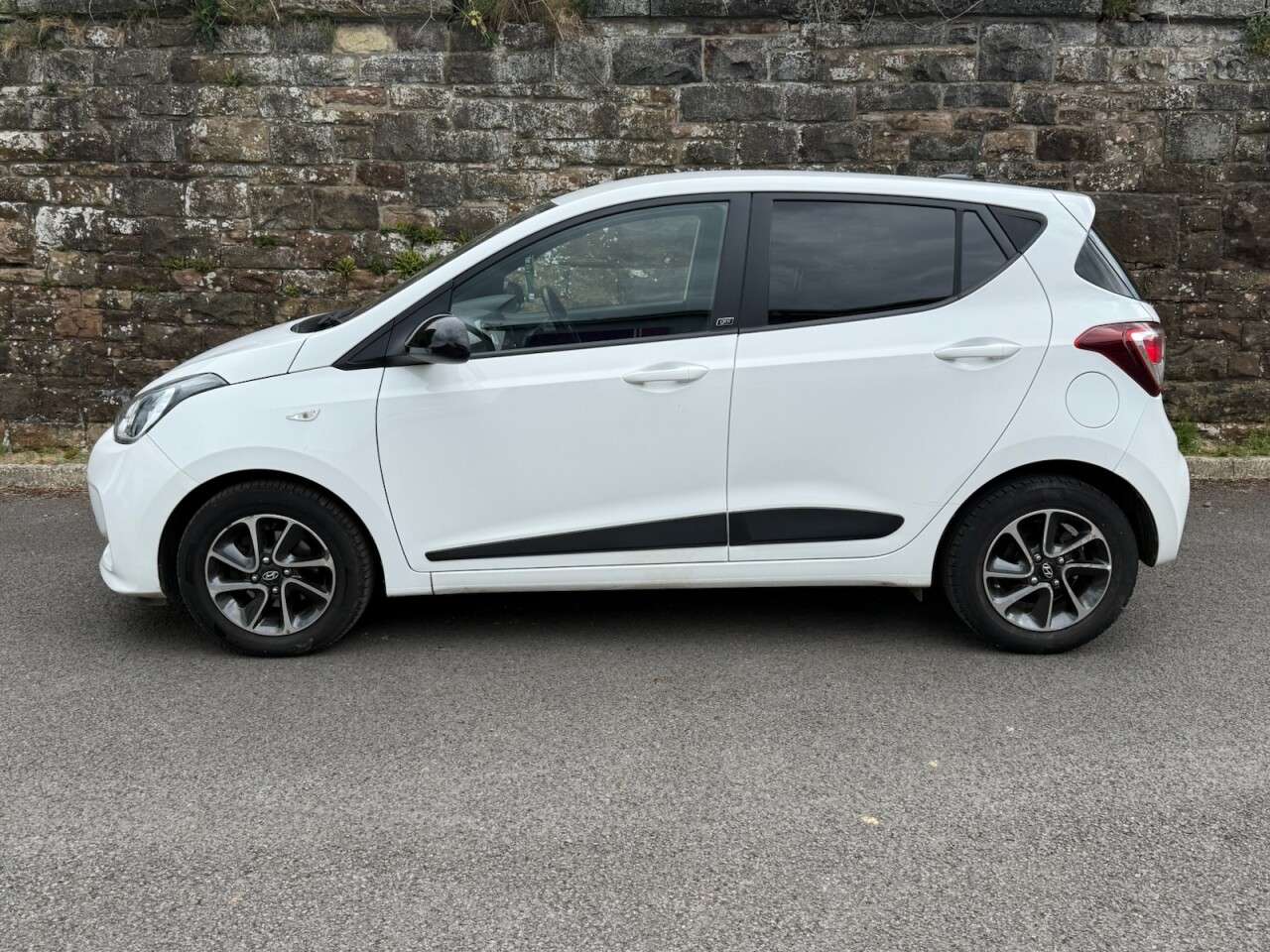 2018 HYUNDAI I10 2018 HYUNDAI I10