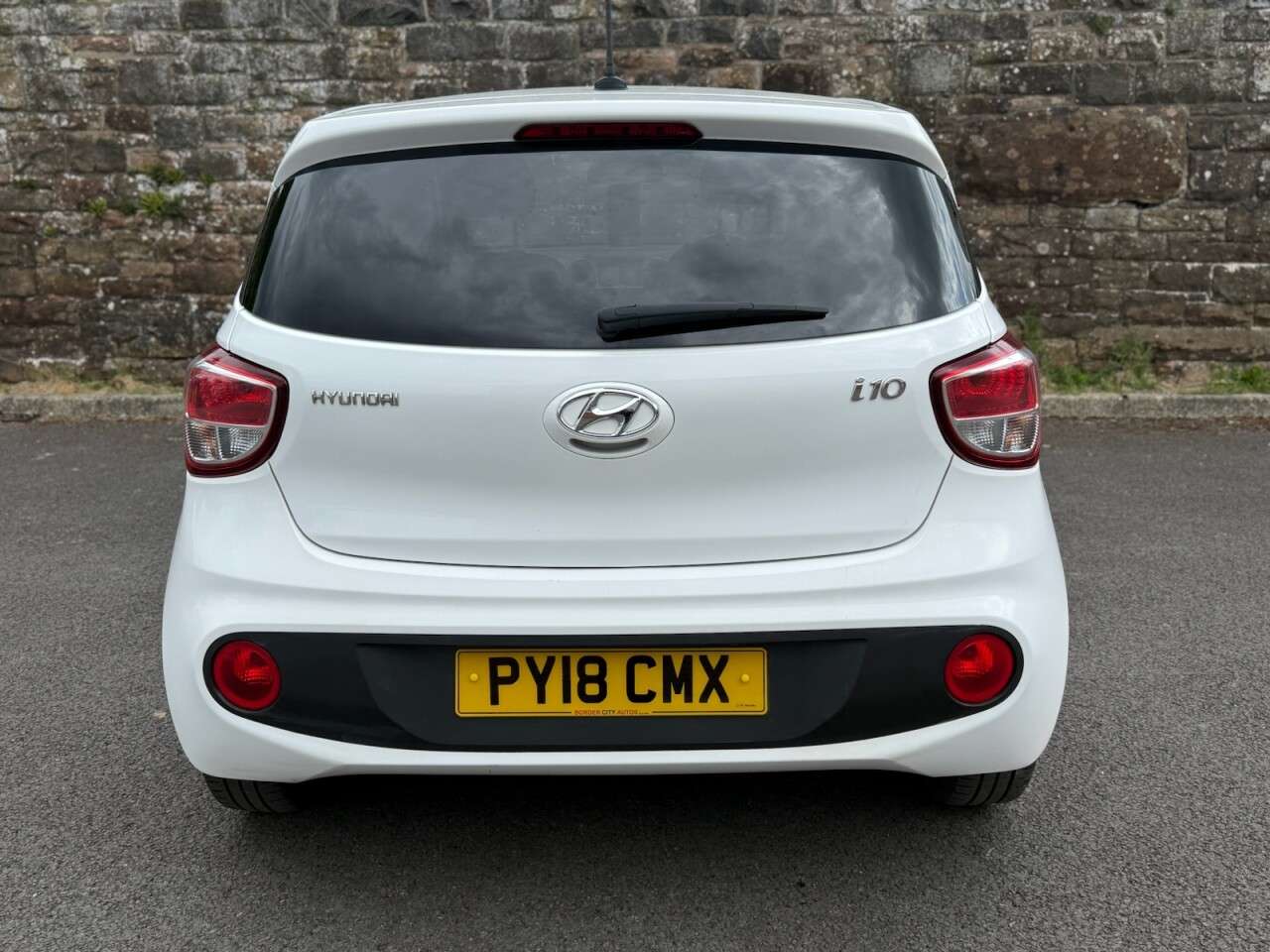 2018 HYUNDAI I10 2018 HYUNDAI I10