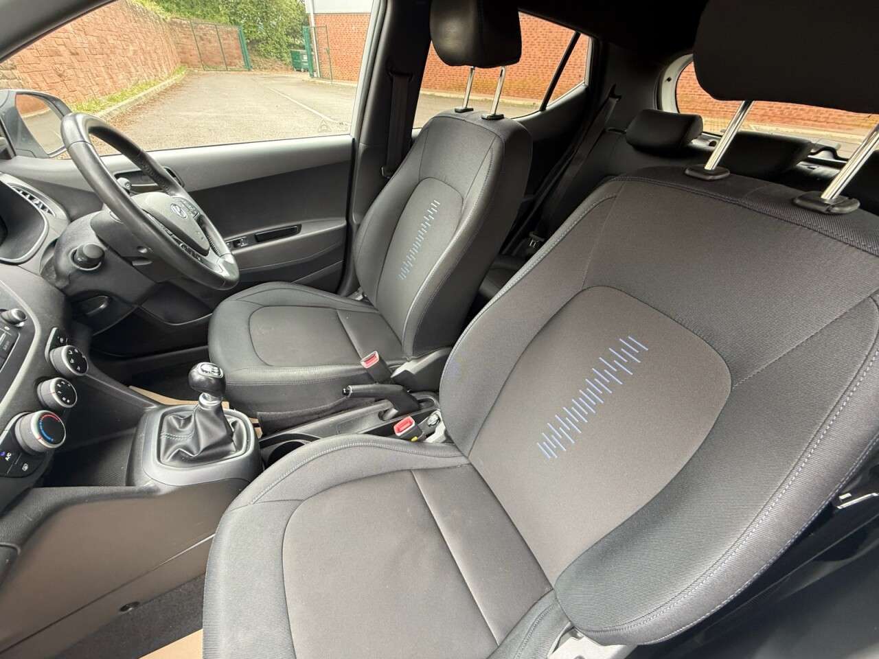 2018 HYUNDAI I10 2018 HYUNDAI I10