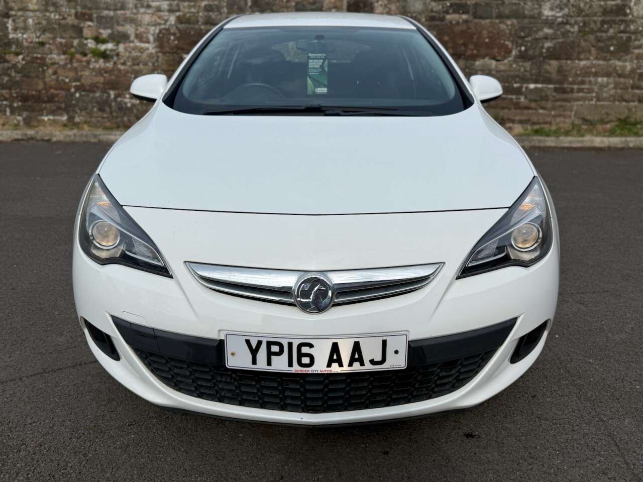 A 2016 VAUXHALL ASTRA GTC 1.4i Turbo Sport Coupe 3dr Petrol Manual Euro 6 (s/s) (120 ps) A 2016 VAUXHALL ASTRA GTC 1.4i Turbo Sport Coupe 3dr Petrol Manual Euro 6 (s/s) (120 ps)