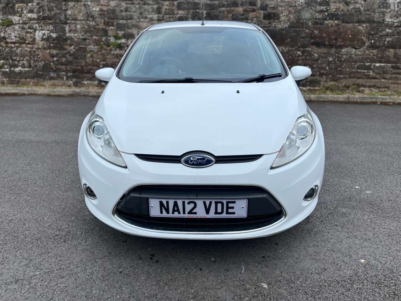 A 2012 FORD FIESTA 1.25 Zetec Hatchback 5dr Petrol Manual (129 g/km, 81 bhp) A 2012 FORD FIESTA 1.25 Zetec Hatchback 5dr Petrol Manual (129 g/km, 81 bhp)