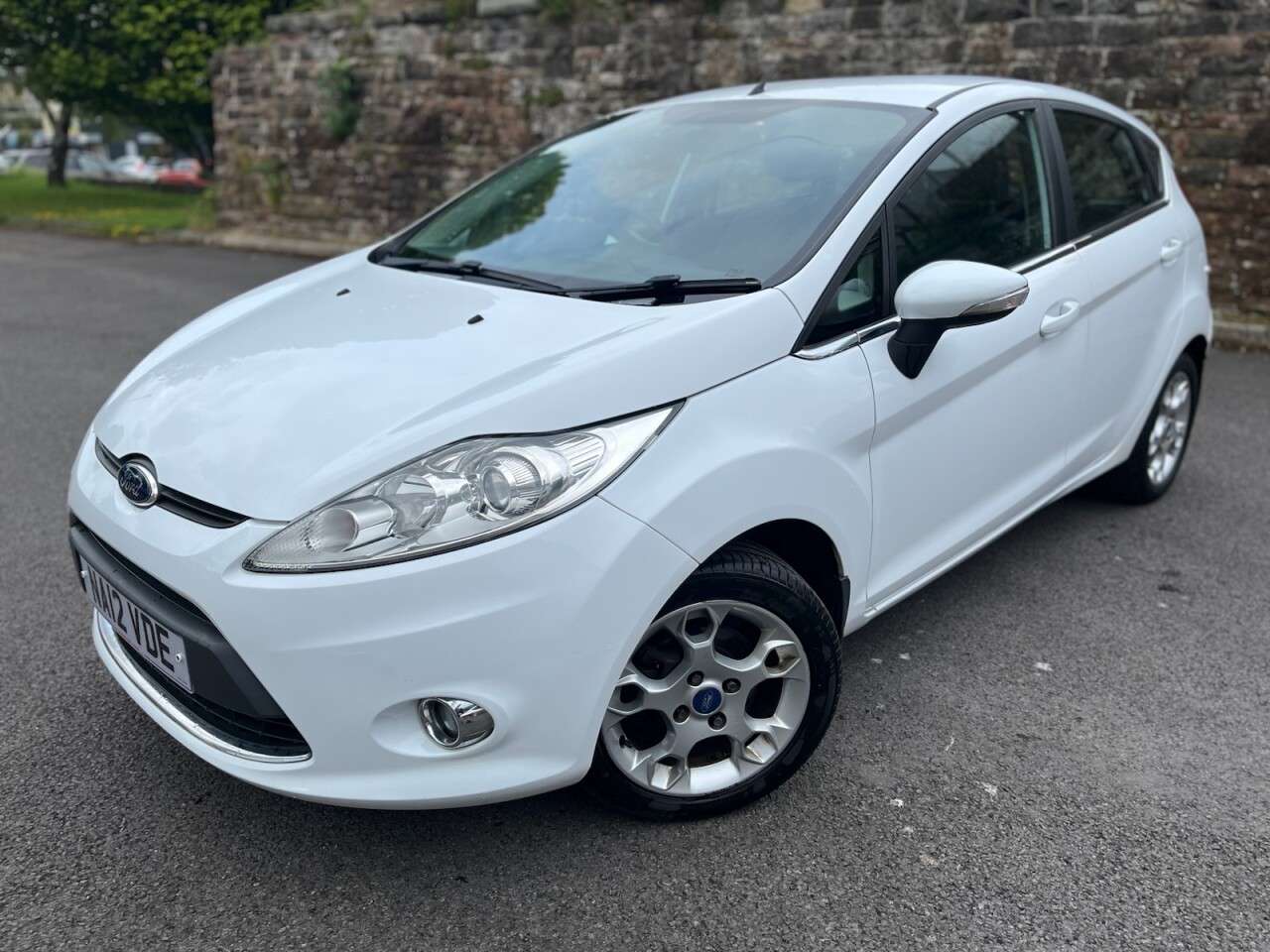 A 2012 FORD FIESTA 1.25 Zetec Hatchback 5dr Petrol Manual (129 g/km, 81 bhp) A 2012 FORD FIESTA 1.25 Zetec Hatchback 5dr Petrol Manual (129 g/km, 81 bhp)