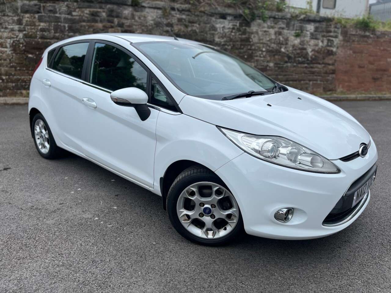 A 2012 FORD FIESTA 1.25 Zetec Hatchback 5dr Petrol Manual (129 g/km, 81 bhp) A 2012 FORD FIESTA 1.25 Zetec Hatchback 5dr Petrol Manual (129 g/km, 81 bhp)