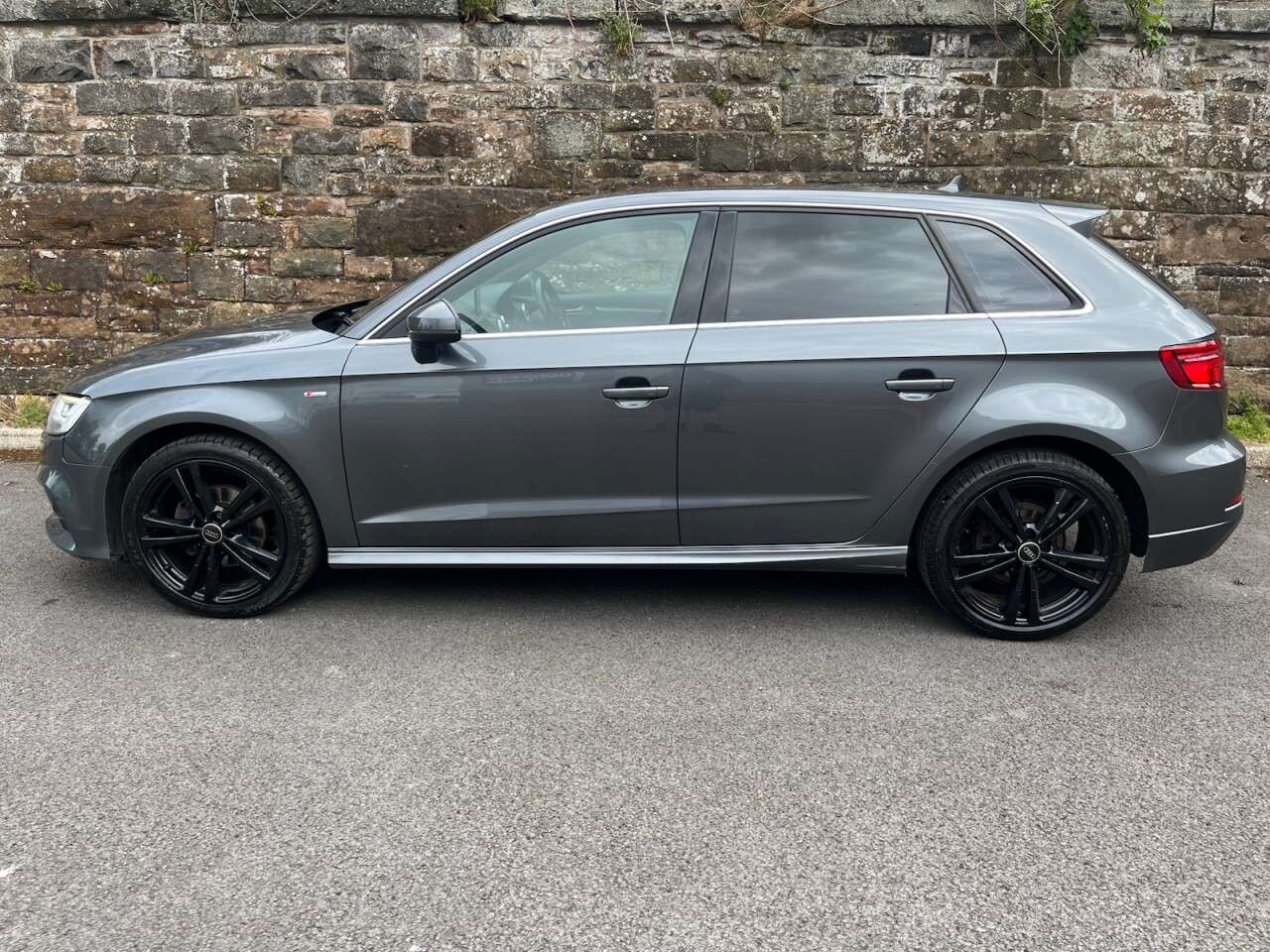 2017 AUDI A3 2017 AUDI A3