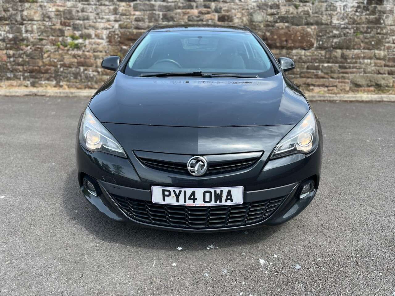 A 2014 VAUXHALL ASTRA GTC 1.7 CDTi ecoFLEX Limited Edition Coupe 3dr Diesel Manual Euro 5 (s/s) (130 A 2014 VAUXHALL ASTRA GTC 1.7 CDTi ecoFLEX Limited Edition Coupe 3dr Diesel Manual Euro 5 (s/s) (130