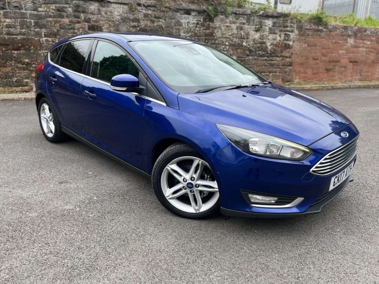 A 2017 FORD FOCUS 1.5 TDCi Titanium Hatchback 5dr Diesel Manual Euro 6 (s/s) (120 ps) A 2017 FORD FOCUS 1.5 TDCi Titanium Hatchback 5dr Diesel Manual Euro 6 (s/s) (120 ps)