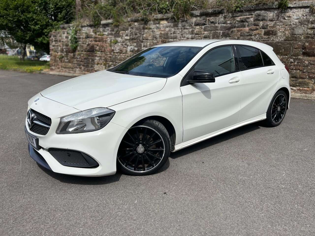 A 2016 MERCEDES-BENZ A-CLASS 2.1 A200d AMG Line Hatchback 5dr Diesel Manual Euro 6 (s/s) (136 ps) A 2016 MERCEDES-BENZ A-CLASS 2.1 A200d AMG Line Hatchback 5dr Diesel Manual Euro 6 (s/s) (136 ps)