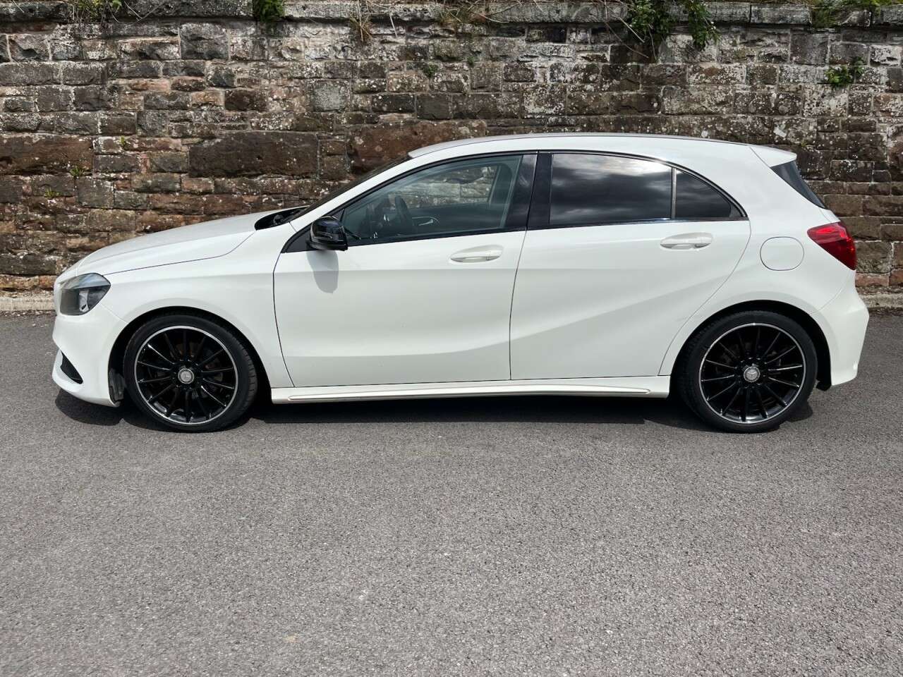 2016 MERCEDES-BENZ A-CLASS 2016 MERCEDES-BENZ A-CLASS