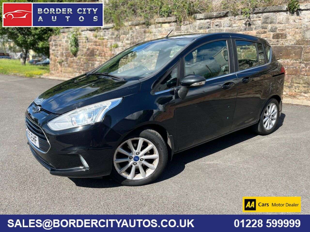 A 2015 FORD B-MAX 1.6 TDCi Titanium MPV 5dr Diesel Manual Euro 5 (95 ps) A 2015 FORD B-MAX 1.6 TDCi Titanium MPV 5dr Diesel Manual Euro 5 (95 ps)