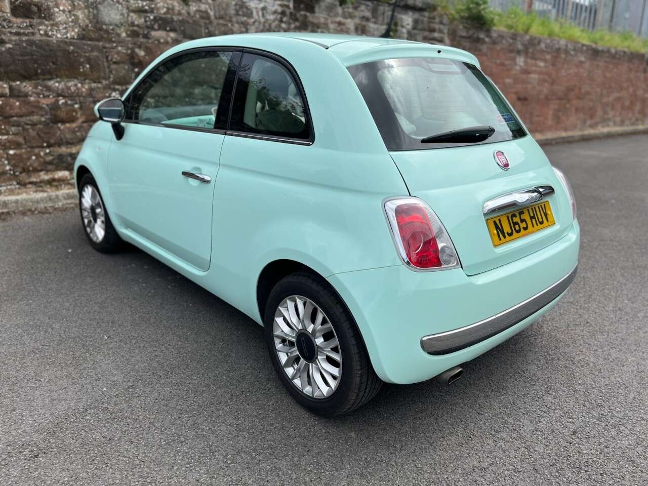 2015 FIAT 500 2015 FIAT 500