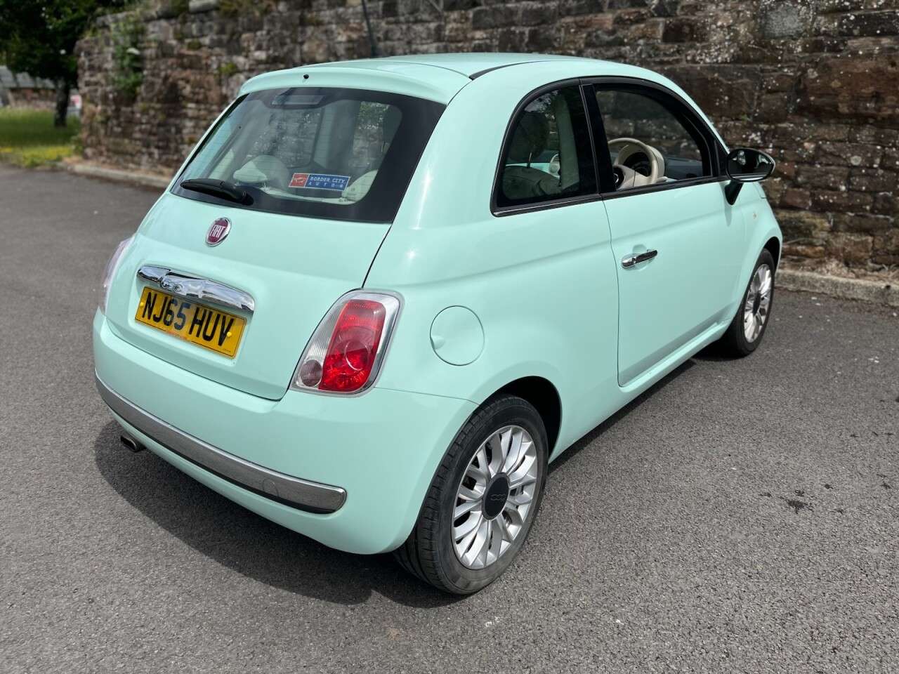 2015 FIAT 500 2015 FIAT 500