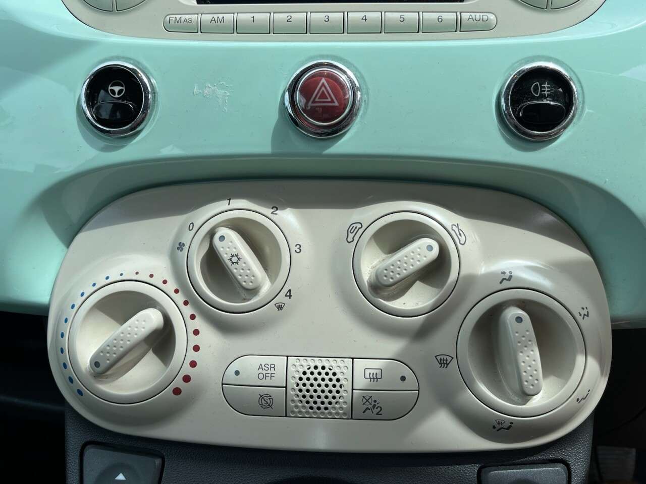 2015 FIAT 500 2015 FIAT 500
