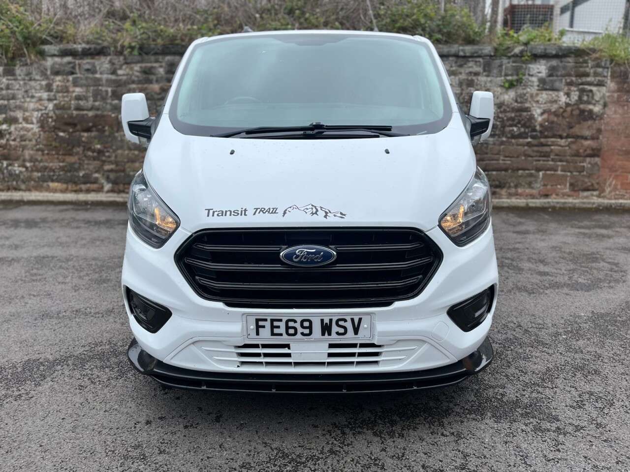 A 2019 FORD TRANSIT CUSTOM 2.0 300 EcoBlue Leader Panel Van 5dr Diesel Manual L1 H1 Euro 6 (s/s) (105 A 2019 FORD TRANSIT CUSTOM 2.0 300 EcoBlue Leader Panel Van 5dr Diesel Manual L1 H1 Euro 6 (s/s) (105