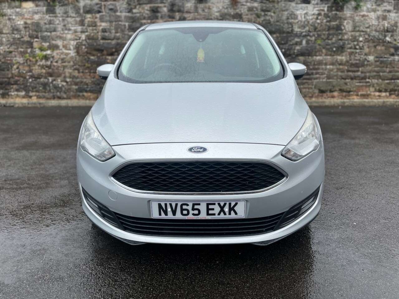 A 2015 FORD C-MAX 1.5 TDCi Zetec MPV 5dr Diesel Manual Euro 6 (s/s) (120 ps) A 2015 FORD C-MAX 1.5 TDCi Zetec MPV 5dr Diesel Manual Euro 6 (s/s) (120 ps)
