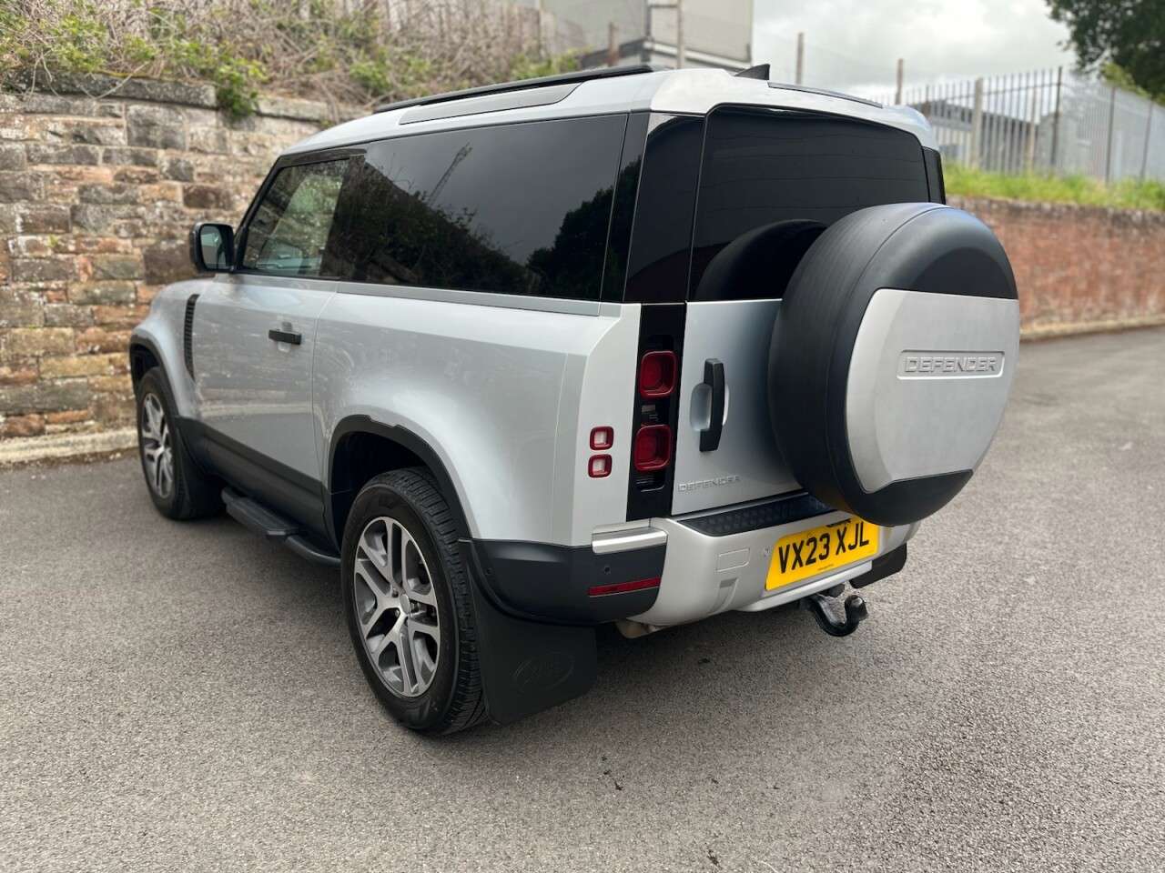 2023 LAND ROVER DEFENDER 2023 LAND ROVER DEFENDER