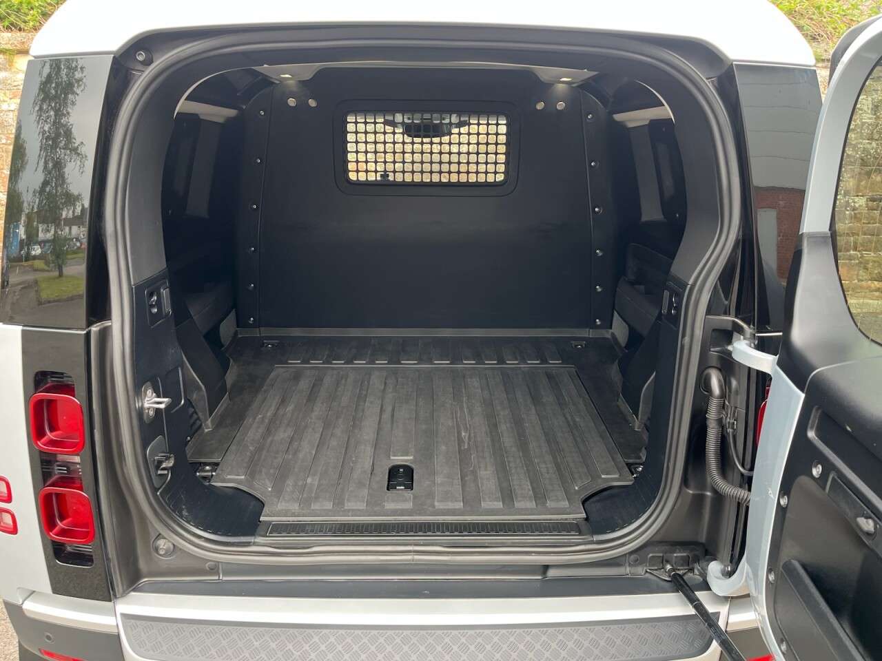 2023 LAND ROVER DEFENDER 2023 LAND ROVER DEFENDER