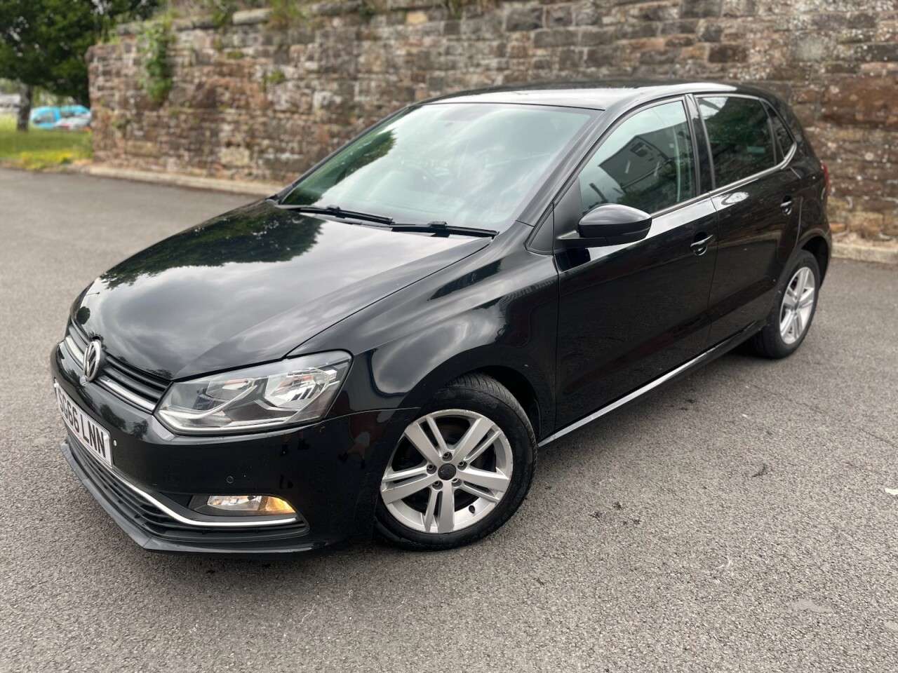 A 2016 VOLKSWAGEN POLO 1.4 TDI BlueMotion Tech Match Hatchback 5dr Diesel Manual Euro 6 (s/s) (75 A 2016 VOLKSWAGEN POLO 1.4 TDI BlueMotion Tech Match Hatchback 5dr Diesel Manual Euro 6 (s/s) (75
