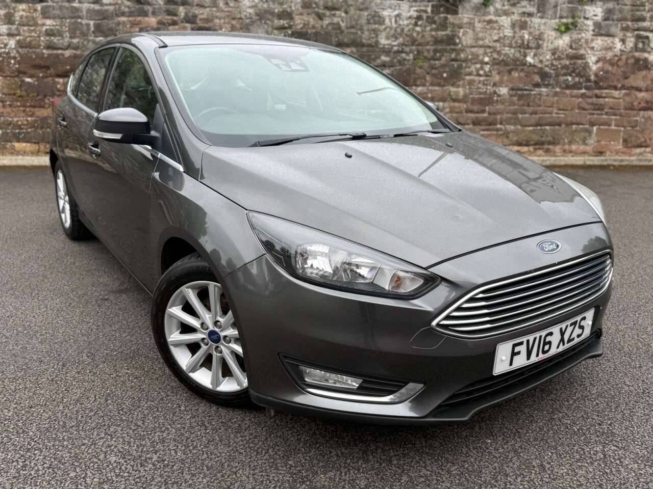 A 2016 FORD FOCUS 1.5 TDCi Titanium Hatchback 5dr Diesel Manual Euro 6 (s/s) (120 ps) A 2016 FORD FOCUS 1.5 TDCi Titanium Hatchback 5dr Diesel Manual Euro 6 (s/s) (120 ps)