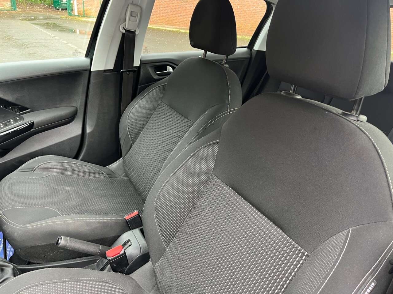 2019 PEUGEOT 208 2019 PEUGEOT 208