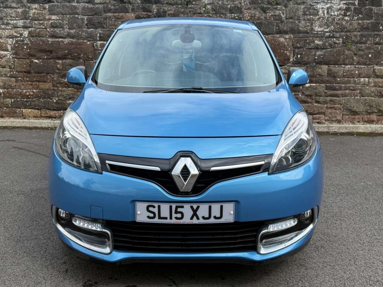A 2015 RENAULT SCENIC 1.5 dCi ENERGY Dynamique TomTom MPV 5dr Diesel Manual Euro 5 (s/s) (110 ps) A 2015 RENAULT SCENIC 1.5 dCi ENERGY Dynamique TomTom MPV 5dr Diesel Manual Euro 5 (s/s) (110 ps)
