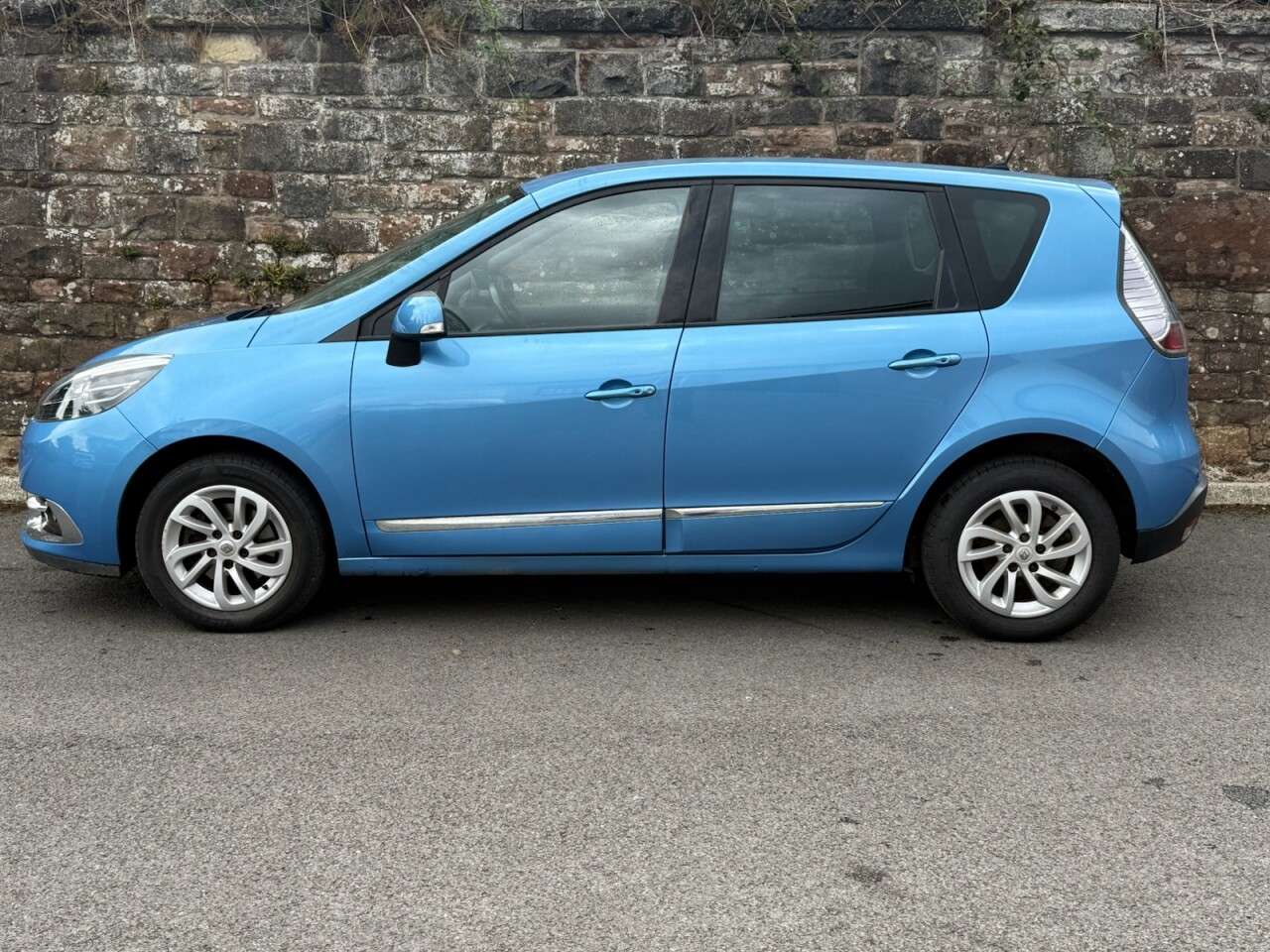 2015 RENAULT SCENIC 2015 RENAULT SCENIC