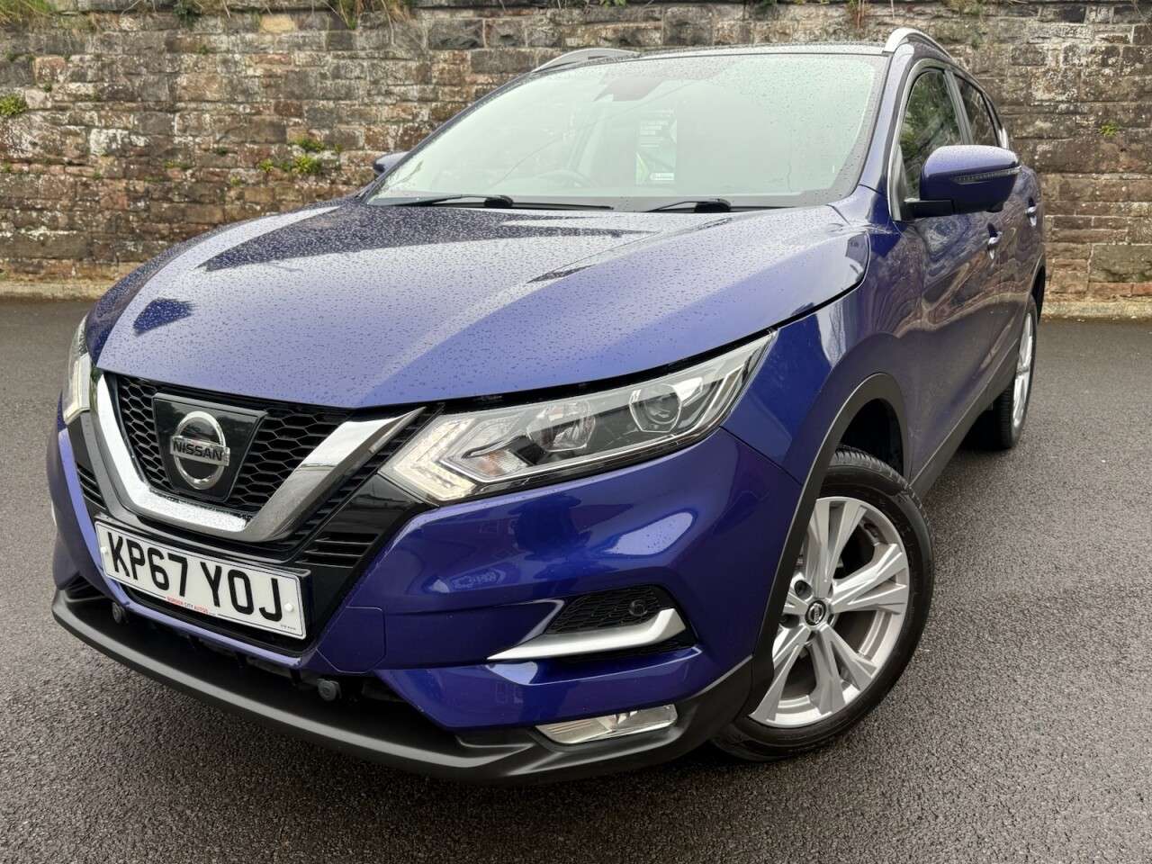 A 2017 NISSAN QASHQAI 1.5 dCi N-Connecta SUV 5dr Diesel Manual Euro 6 (s/s) (110 ps) A 2017 NISSAN QASHQAI 1.5 dCi N-Connecta SUV 5dr Diesel Manual Euro 6 (s/s) (110 ps)