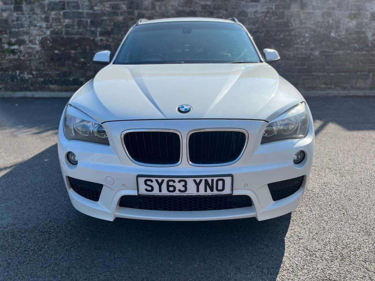 A 2013 BMW X1 2.0 18d M Sport SUV 5dr Diesel Manual xDrive Euro 5 (s/s) (143 ps) A 2013 BMW X1 2.0 18d M Sport SUV 5dr Diesel Manual xDrive Euro 5 (s/s) (143 ps)