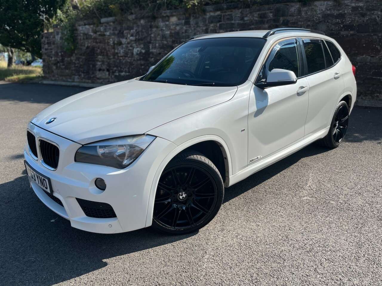A 2013 BMW X1 2.0 18d M Sport SUV 5dr Diesel Manual xDrive Euro 5 (s/s) (143 ps) A 2013 BMW X1 2.0 18d M Sport SUV 5dr Diesel Manual xDrive Euro 5 (s/s) (143 ps)