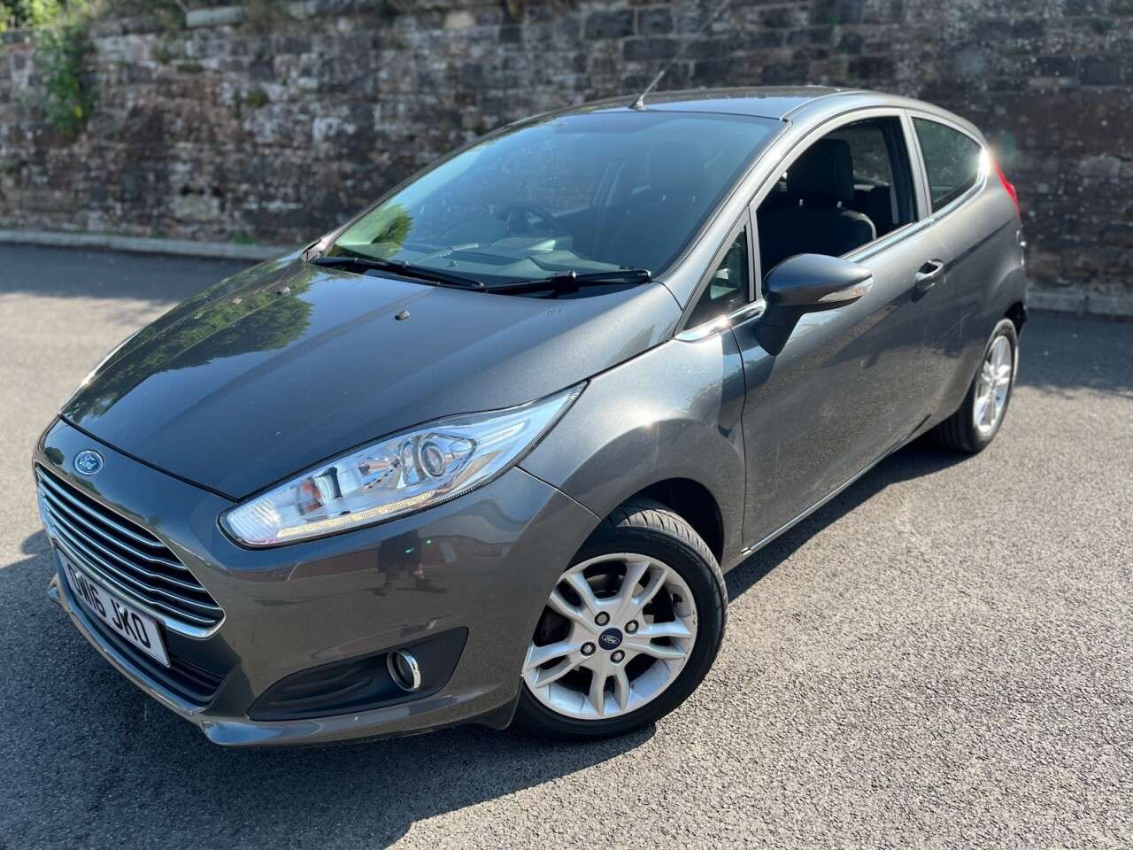 A 2016 FORD FIESTA 1.0T EcoBoost Zetec Hatchback 3dr Petrol Manual Euro 6 (s/s) (100 ps) A 2016 FORD FIESTA 1.0T EcoBoost Zetec Hatchback 3dr Petrol Manual Euro 6 (s/s) (100 ps)