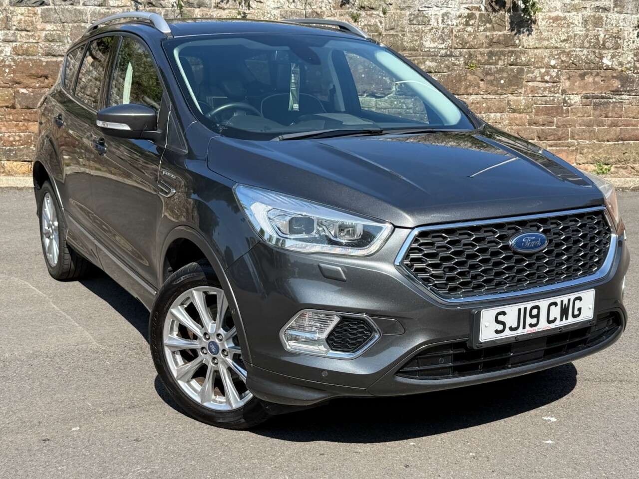 A 2019 FORD KUGA 1.5 TDCi Vignale SUV 5dr Diesel Manual Euro 6 (s/s) (120 ps) A 2019 FORD KUGA 1.5 TDCi Vignale SUV 5dr Diesel Manual Euro 6 (s/s) (120 ps)