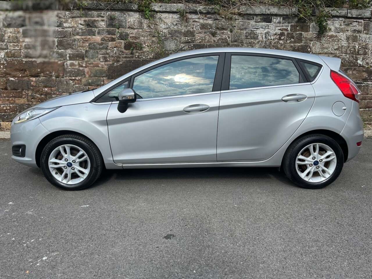 2015 FORD FIESTA 2015 FORD FIESTA